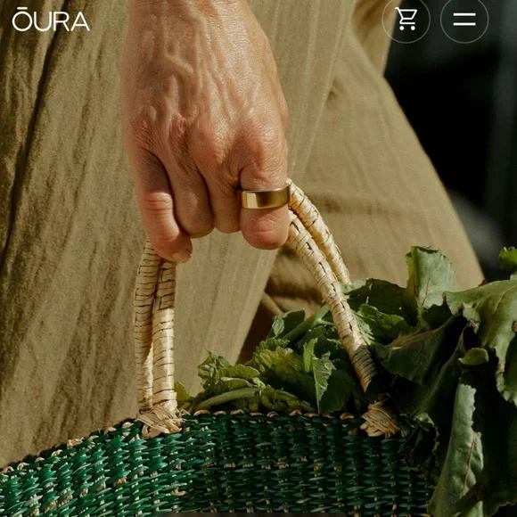 Siz7 Oura Gold Health Ring. Size 7 New With Tag Comes In Original Box. - Picture 9 of 10